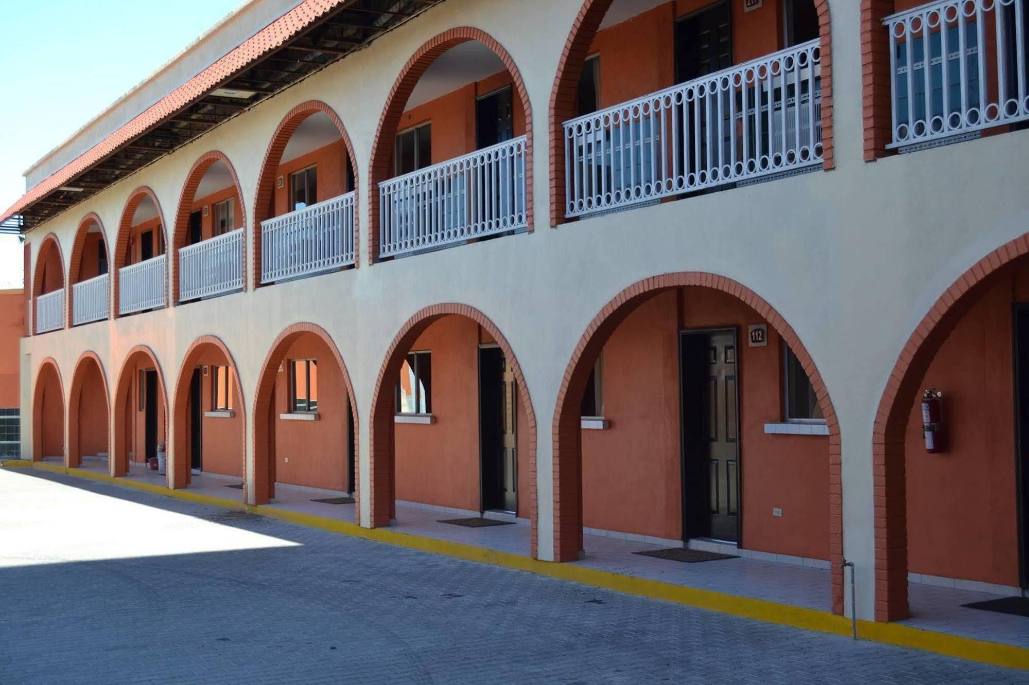 Las Torres Hotel Mexicali Exterior foto